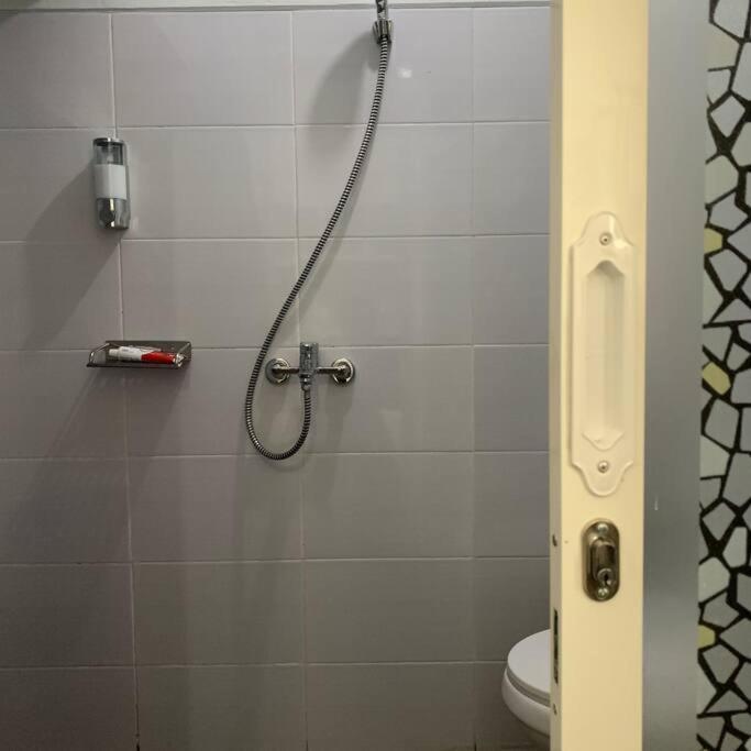 Kayz Villa Batu dengan Kolam Renang Pribadi Luaran gambar